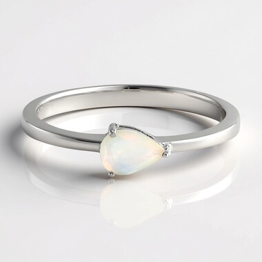 Bague en argent et Opale Welo