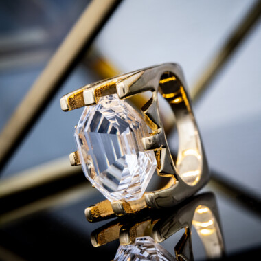 Anello in argento con Quarzo Bianco