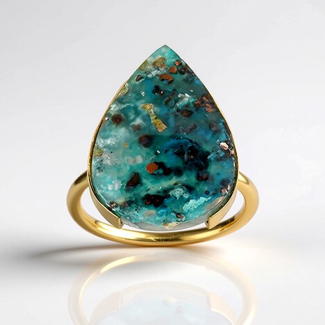 Anello in argento con Calcedonio Venus (Bali Barong)