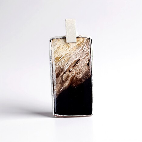 Ciondolo in argento con Legno Fossile