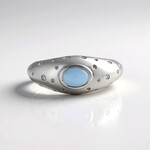 Anello in argento con Calcedonio Blu