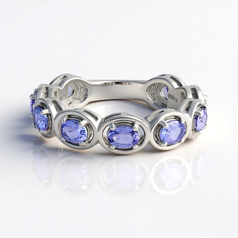 Anello in argento con Tanzanite