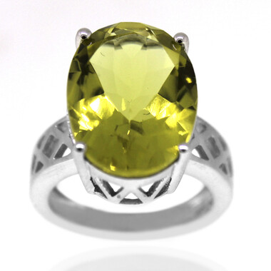 Anello in argento con Quarzo Ouro Verde
