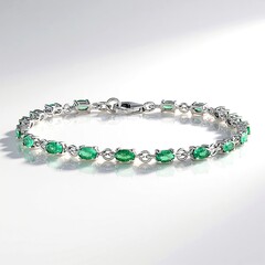 Bracciale in argento con Apatite Verde
