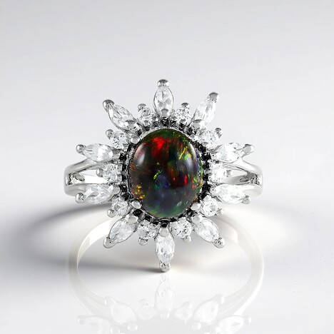 Anello in argento con Opale Mezezo