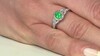 Gouden ring met een Colombiaanse smaragd (CIRARI)
