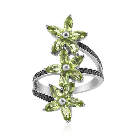 Peridot Silver Ring