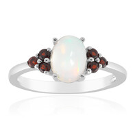 Anello in argento con Opale di Welo