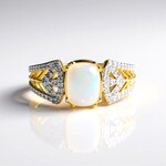 Anello in argento con Opale di Welo (Adela Silber)