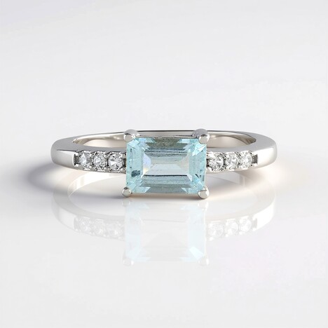 Anello in argento con Acquamarina Brasiliana