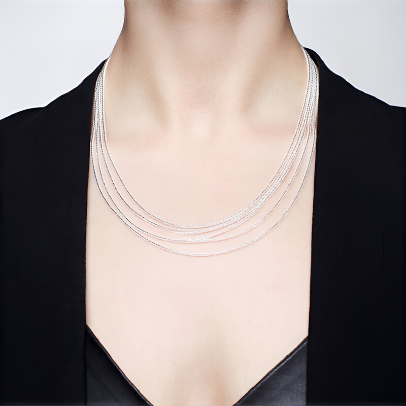 Collar en plata con Topacio blanco