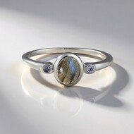 Bague en argent et Labradorite