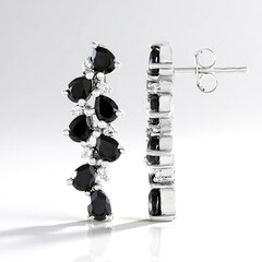 Orecchini in argento con Spinello Nero