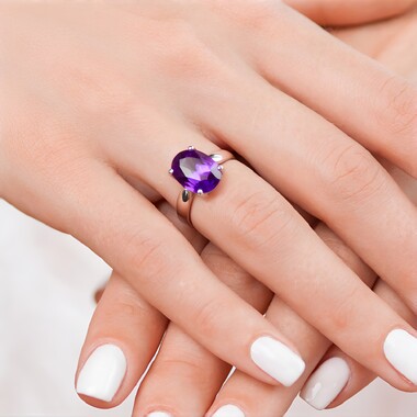 Anillo en plata con Amatista de Siberia