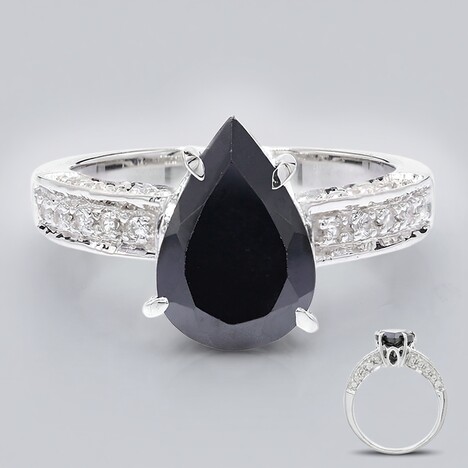 Anello in argento con Spinello Nero