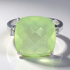 Anello in argento con Prehnite