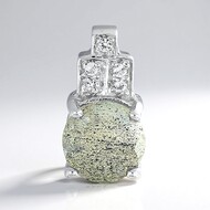 Colgante en plata con Espectrolita