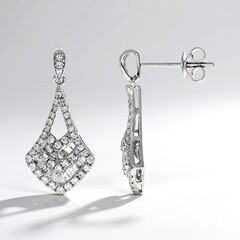 Orecchini in oro con Diamante SI1 (H) (CIRARI)
