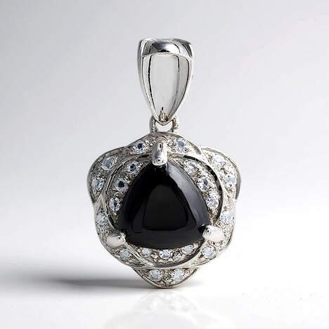 Ciondolo in argento con Ematite Nera