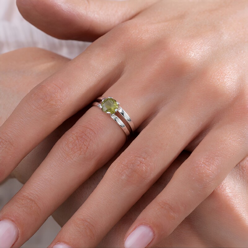 Romanian Spectrolite Silver Ring