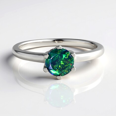 Anello in argento con Opale Mezezo