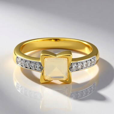 Anello in argento con Opale di Welo