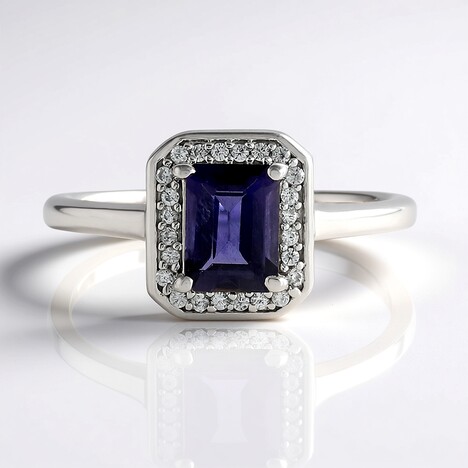 Anello in argento con Iolite