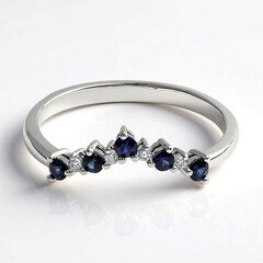 Anello in oro con Zaffiro Ceylon Blu