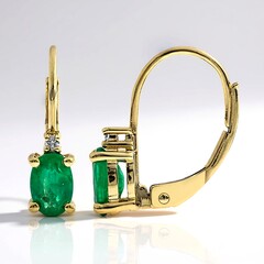 Orecchini in oro con Smeraldo Zambia AAA