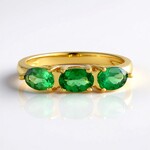 Anello in argento con Apatite Verde