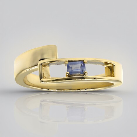 Anello in oro con Benitoite (Amanda Adkins)