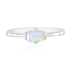Anello in argento con Opale di Welo