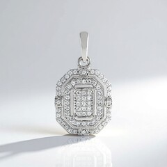 Ciondolo in argento con Zircone