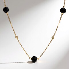 Collana in oro con Onice Nero