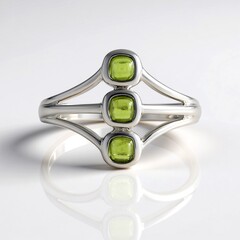 Anello in argento con Vesuvianite