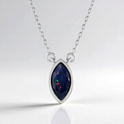 Mezezo-Opal-Silbercollier