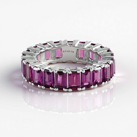 Anello in argento con Rodolite di Naktamunda