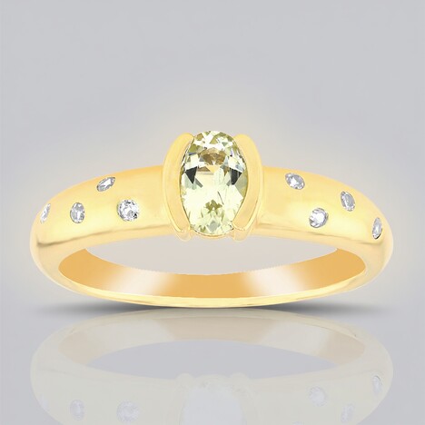 Anello in oro con Berillo Color Menta Australiano