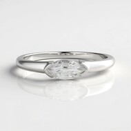 Anillo en plata con Zircón