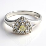 Anello in argento con Apatite Xia