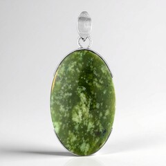 Zilveren hanger met een Nefriet