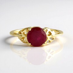Anello in oro con Rubino del Madagascar (Ornaments by de Melo)
