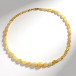 Collana in oro con Opale di Welo