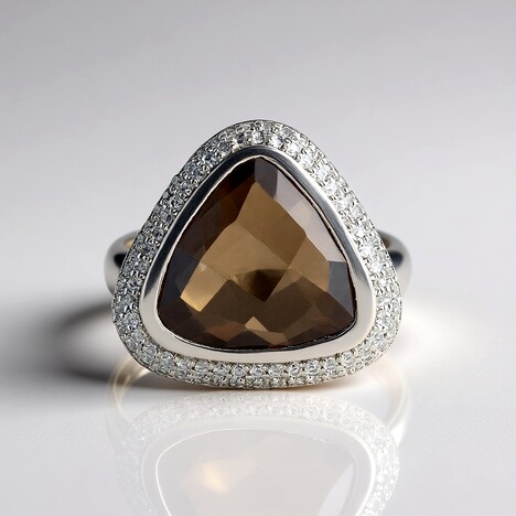 Anello in argento con Quarzo Fumè