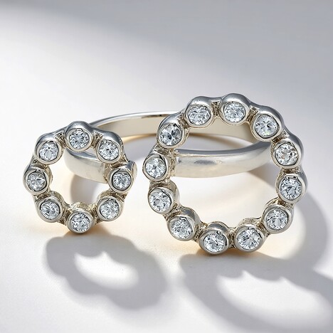 Anello in argento con Zaffiro Bianco