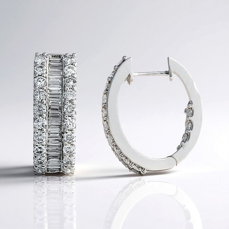 Orecchini in oro con Diamante I1 (H) (CIRARI)