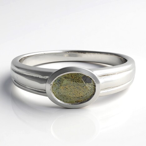 Anello in argento con Labradorite