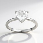 Bague en argent et Topaze blanche