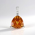 Ciondolo in argento con Quarzo Arancione