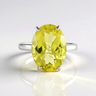 Zilveren ring met een Ouro Verde kwarts (de Melo)
